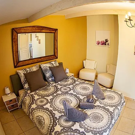 Chez Serge Et Isa Pomerols