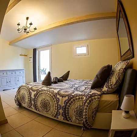 Chez Serge Et Isa فندق مبيت وإفطار *